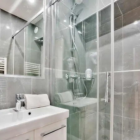 106 - Urban Luxury Opera Gustav Klimt Apartment Paris
