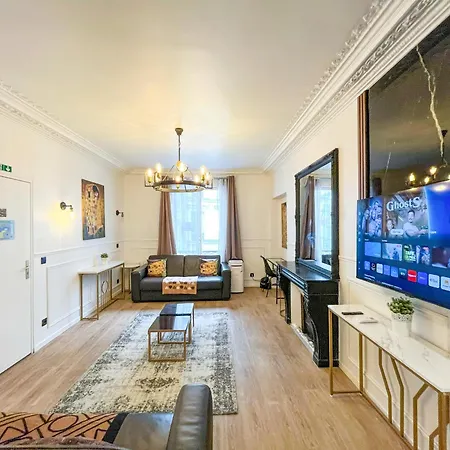 106 - Urban Luxury Opera Gustav Klimt Apartment Paris